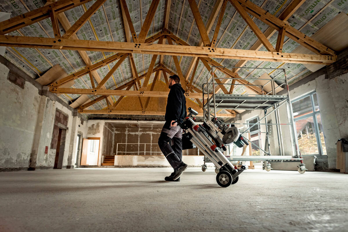 Metabo KGS 254 M Ukośnica Kapówka 1450 W